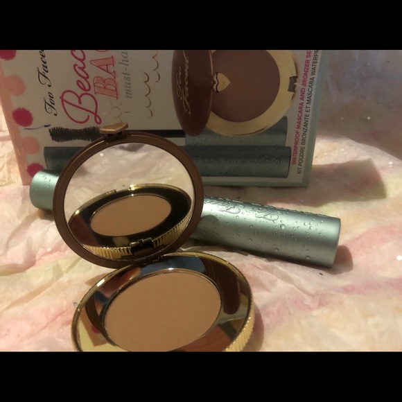 ⛱NWT Too Faced Beach Bag must- haves ⛱ - Picture 5 of 8